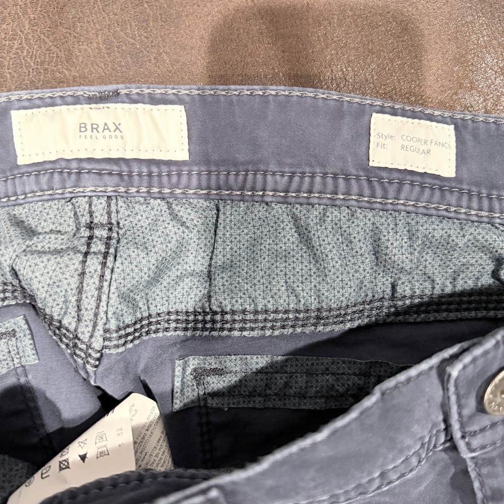 BRAX Cooper Fancy Pants Men’s 33x32 – Regular Fit Dark Blue Chino - Picture 2 of 8